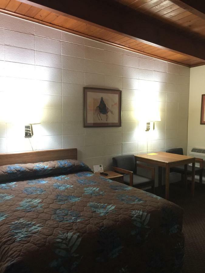 Lazy U Motel Rapid City Bagian luar foto